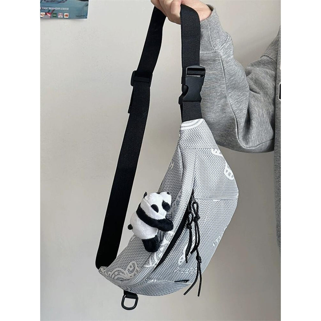 High-quality Crossbody bag, lightweight everyday bag, messenger bag with free pendant