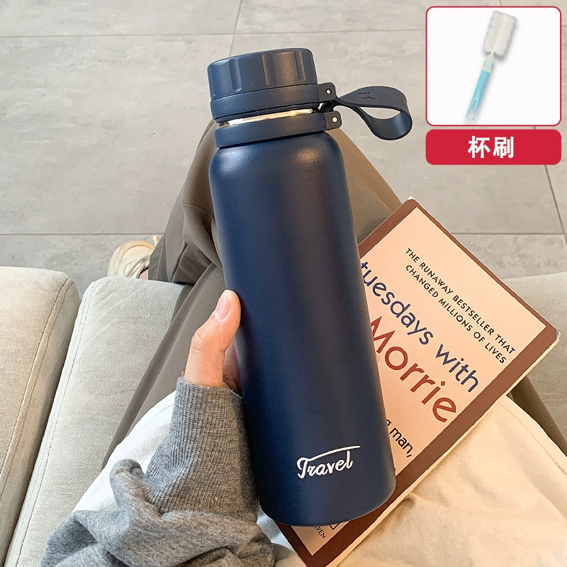 Simple large capacity portable thermal water bottle