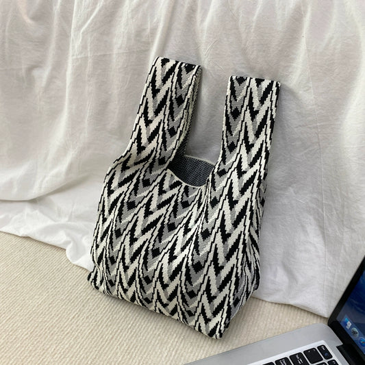 Knitted Black High Quality Tote Hand bag for Women