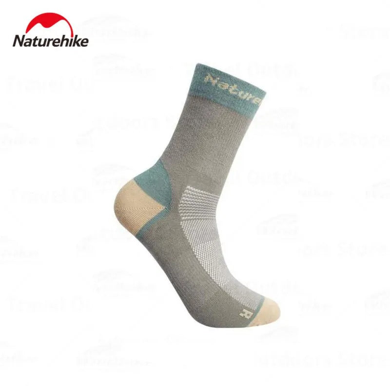 Men's and women's outdoor hiking, mountaineering, breathable, running, quick-drying socks